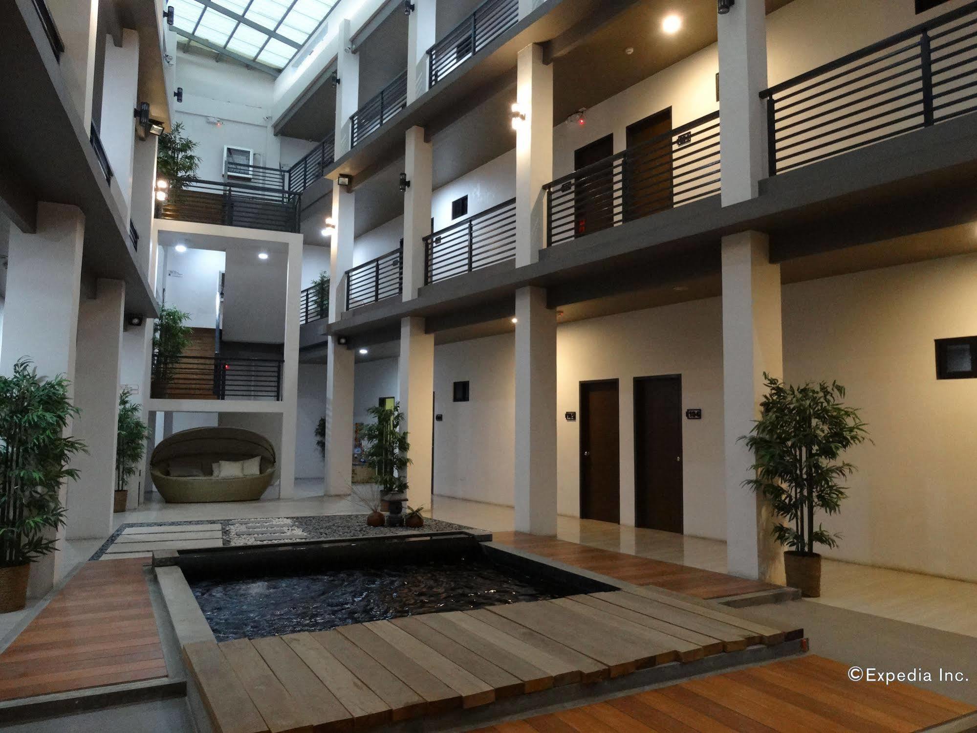 Urban Living Zen Hotel Davao City Extérieur photo