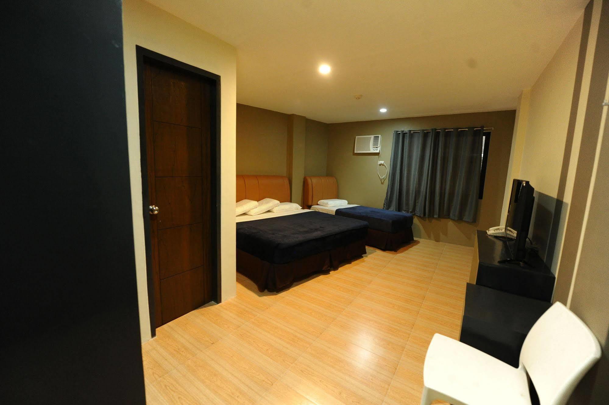 Urban Living Zen Hotel Davao City Extérieur photo