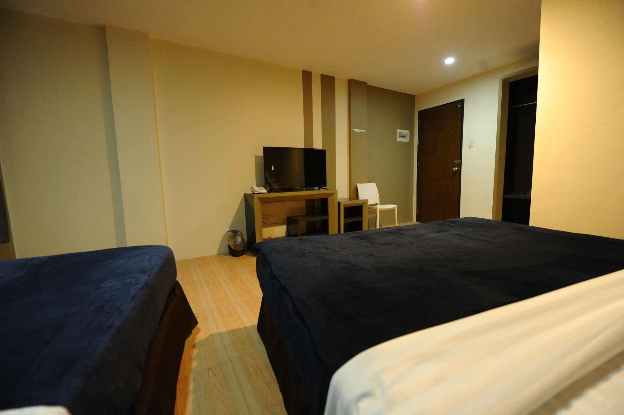 Urban Living Zen Hotel Davao City Extérieur photo